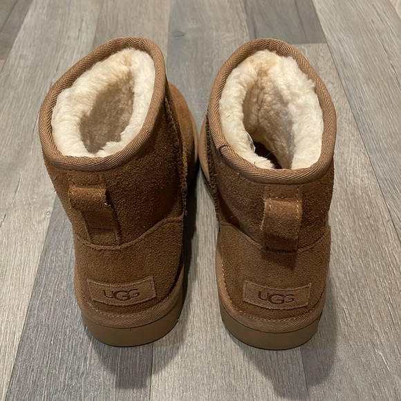 UGG Australia Classic Mini Rubber Logo Chestnut Boots - Picture 7 of 16
